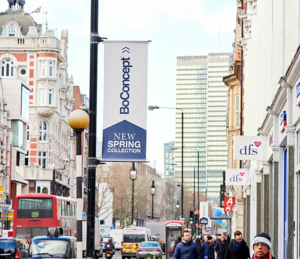 City Pole Banners | Light Post Banner Brackets
